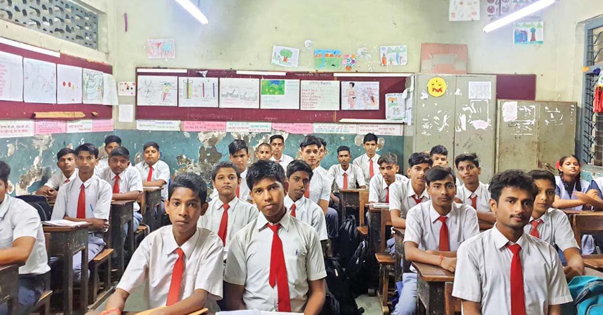 महापालिकेच्या विद्यार्थ्यांना १०वी नंतरच्या शिक्षणासाठी आर्थिक मदत